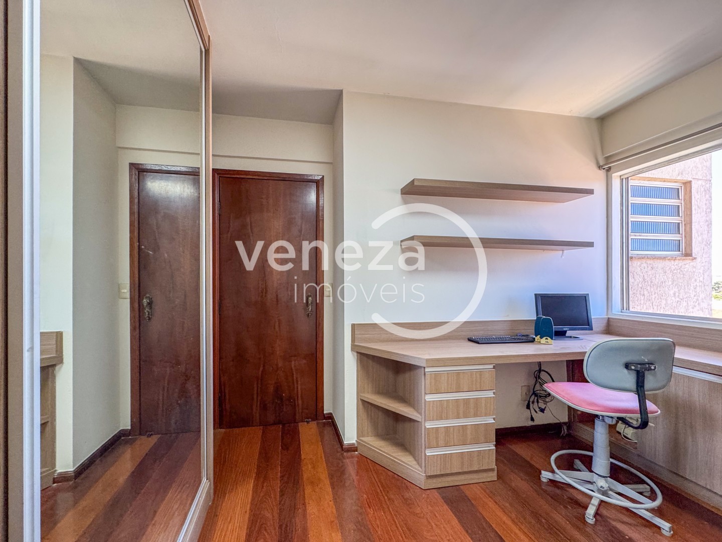 Apartamento para venda no bairro Centro de Jataizinho - Foto 31