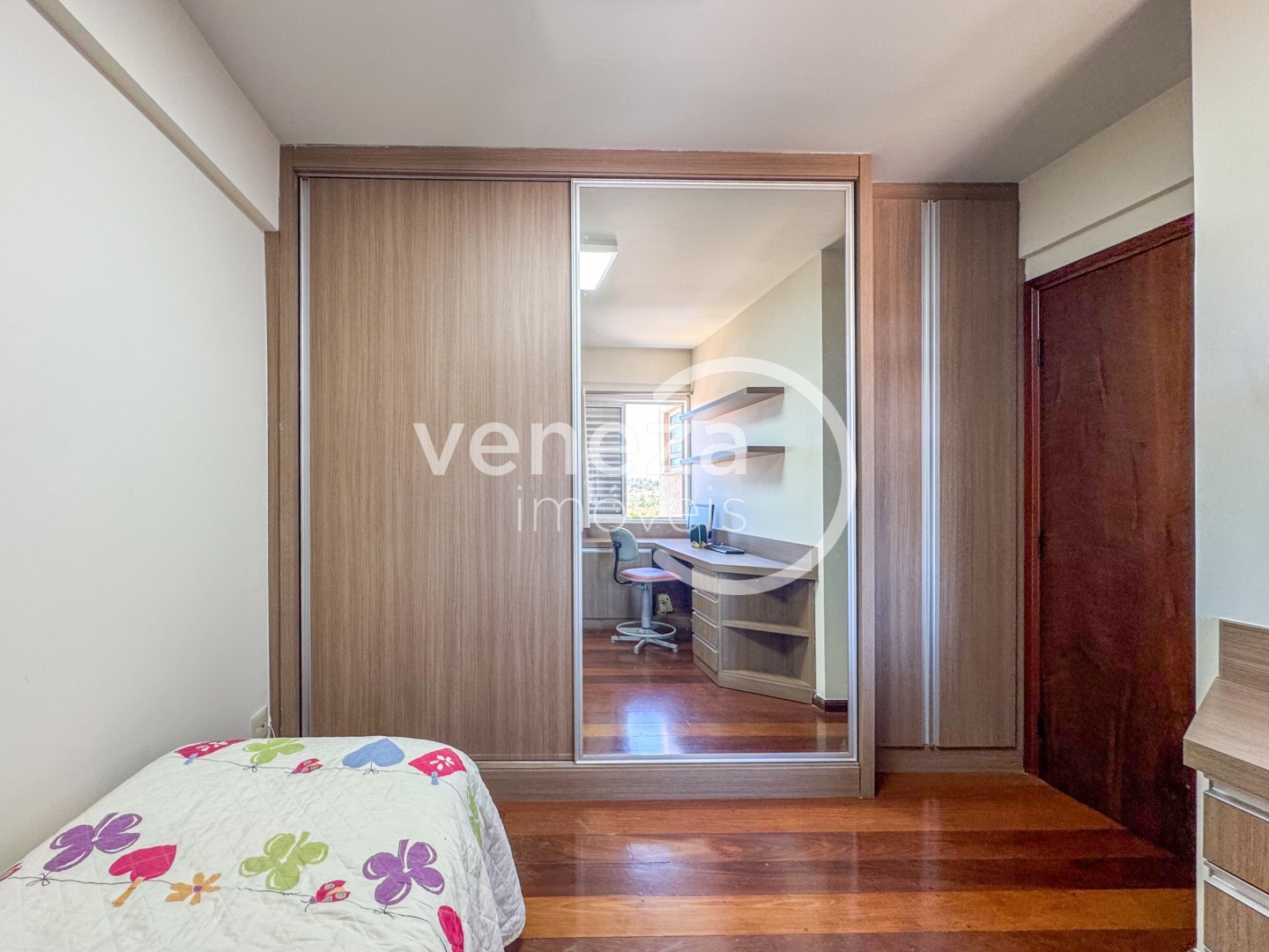 Apartamento para venda no bairro Centro de Jataizinho - Foto 32