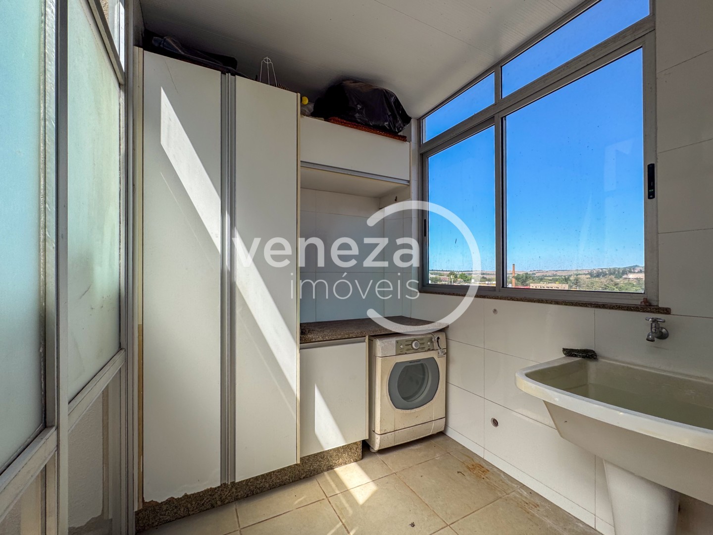 Apartamento para venda no bairro Centro de Jataizinho - Foto 48