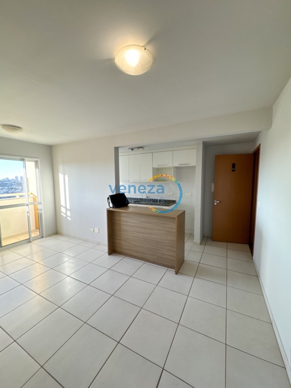 Apartamento para locacao no Gleba Palhano em Londrina com 102m² por R$ 2.500,00