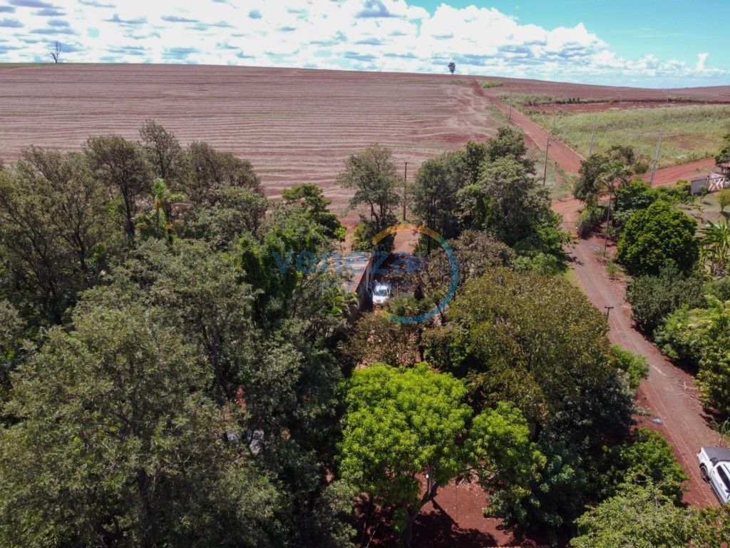 Chácara-imóvel-rural à venda no bairro Loteamento Solcia de Alvorada do Sul com 2000m<sup>2</sup> útil, 10 vagas de garagem