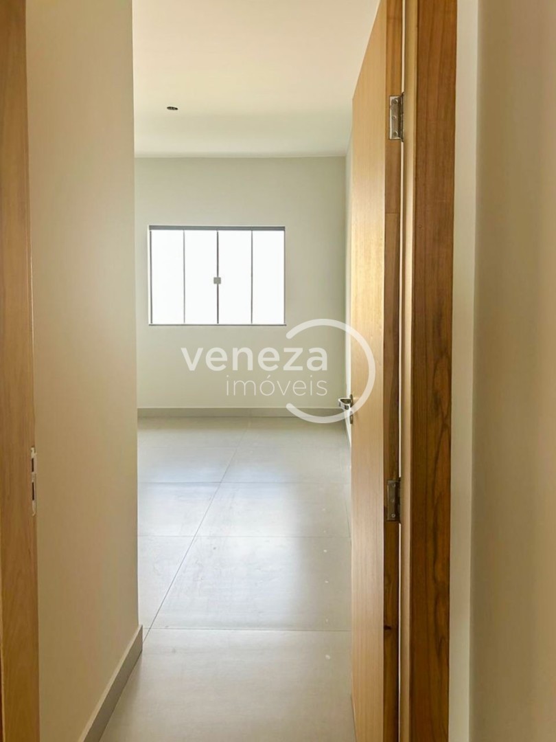 Casa Residencial para venda no bairro Jardim Maria Luiza de Londrina - Foto 5