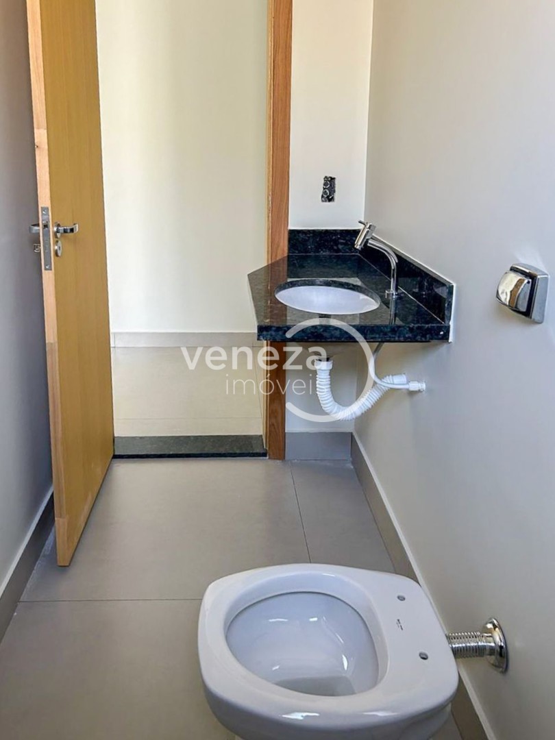 Casa Residencial para venda no bairro Jardim Maria Luiza de Londrina - Foto 7