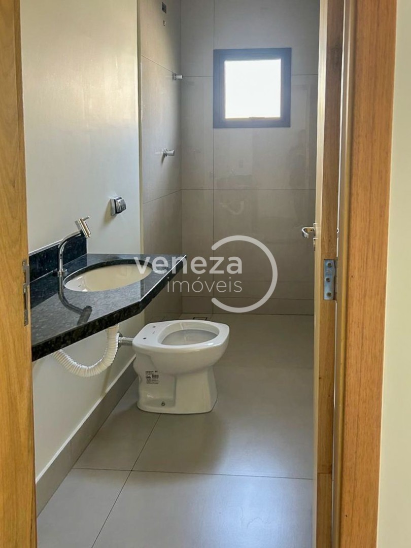 Casa Residencial para venda no bairro Jardim Maria Luiza de Londrina - Foto 11