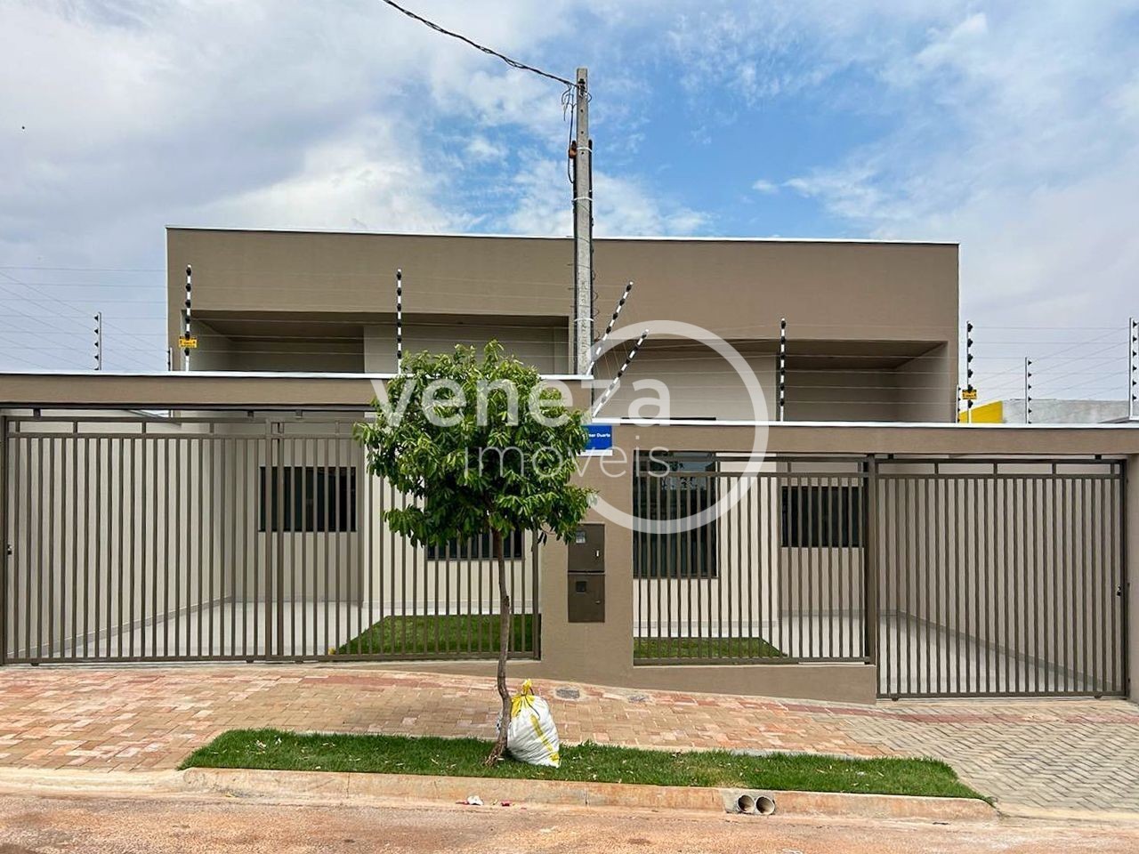 Casa Residencial para venda no Jardim Maria Luiza em Londrina com 77m² por R$ 480.000