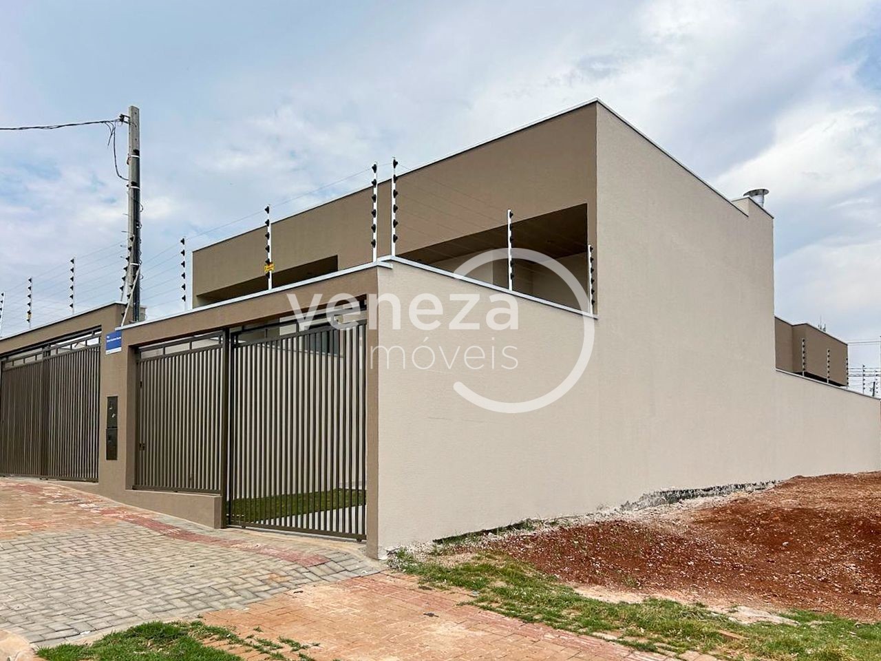 Casa Residencial para venda no Jardim Maria Luiza em Londrina com 77m² por R$ 480.000