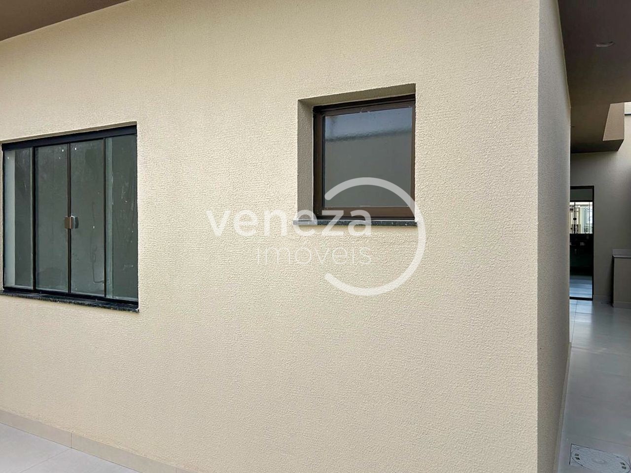 Casa Residencial para venda no bairro Jardim Maria Luiza de Londrina - Foto 14
