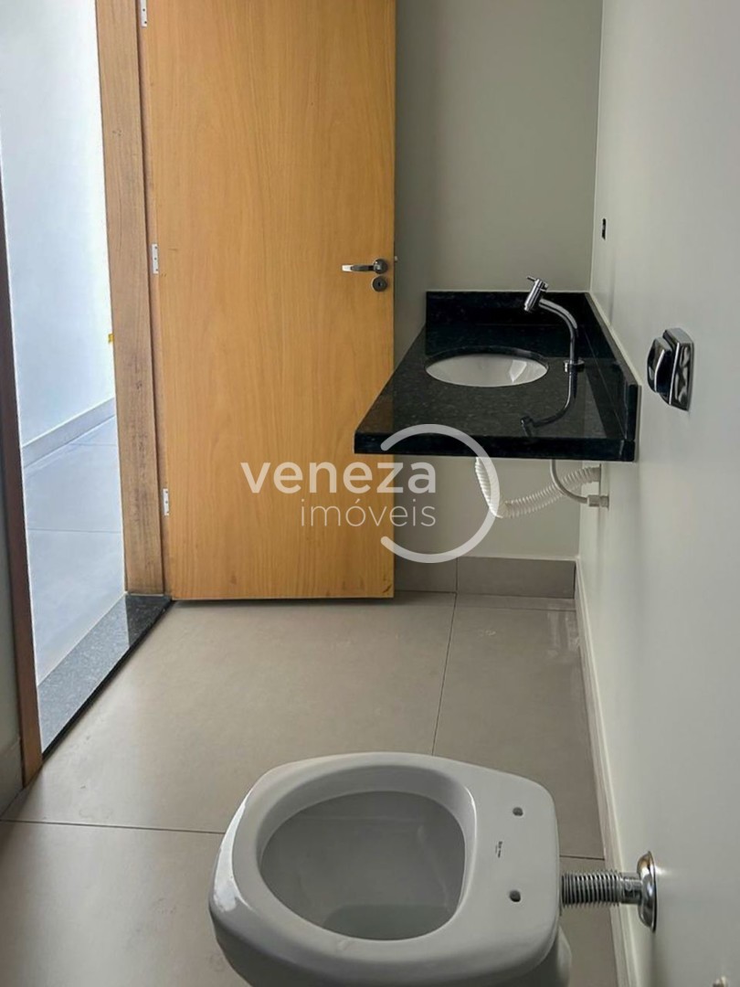 Casa Residencial para venda no bairro Jardim Maria Luiza de Londrina - Foto 12