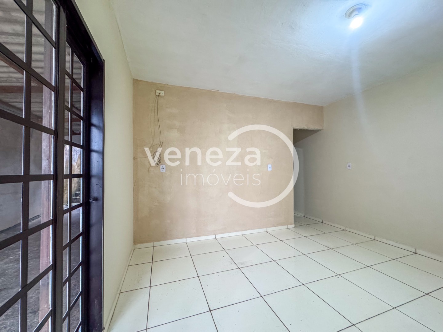 Casa Residencial para locacao no Jardim Maracana em Londrina com 135m² por R$ 1.550