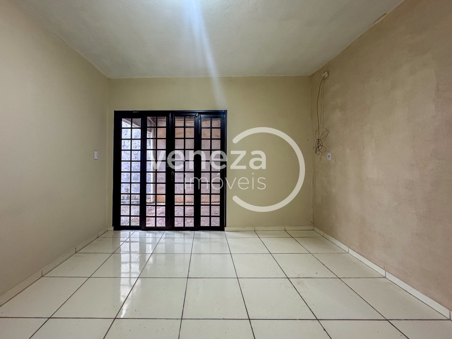 Casa Residencial para locação no bairro Jardim Maracana de Londrina - Foto 6