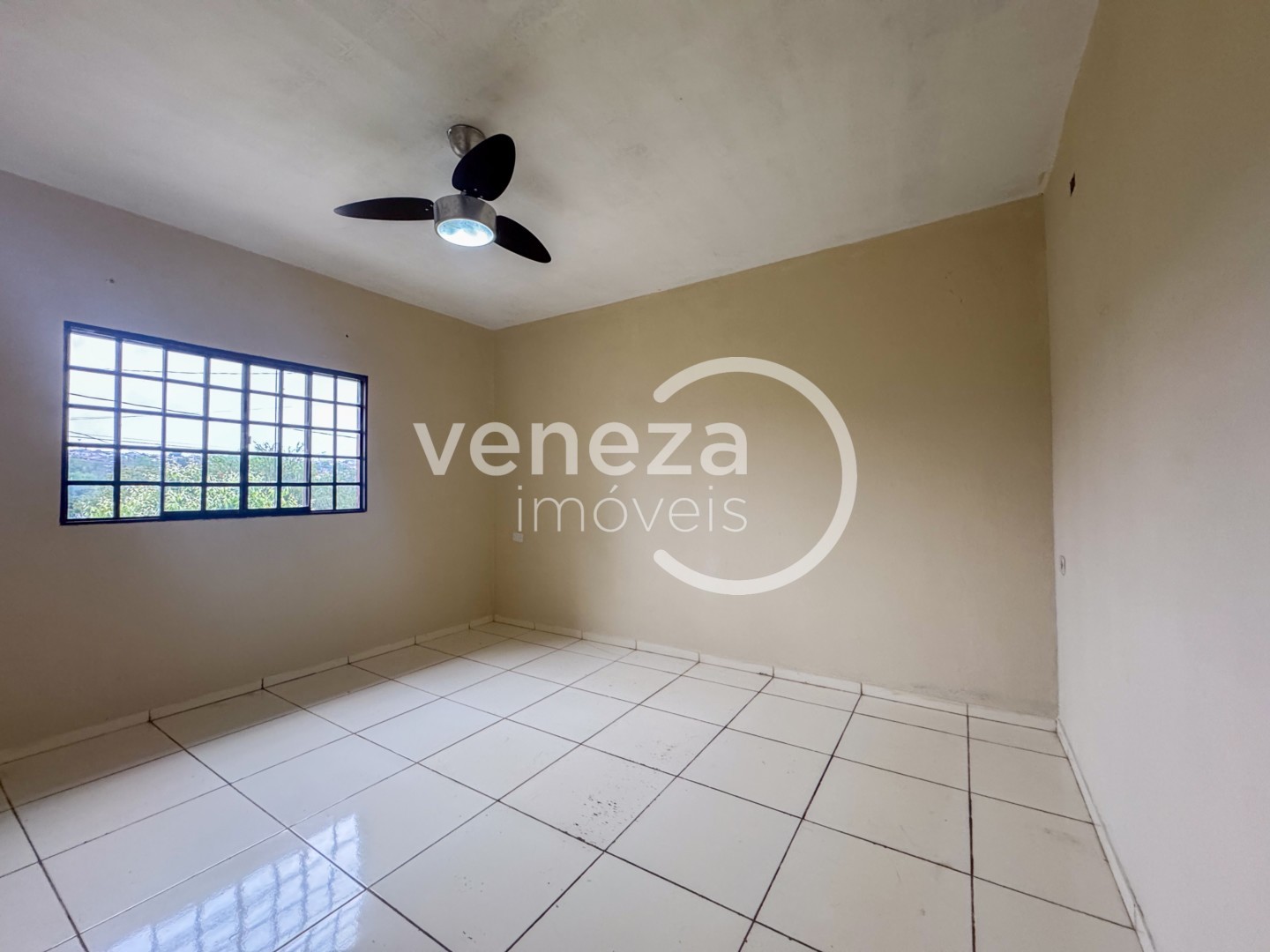 Casa Residencial para locação no bairro Jardim Maracana de Londrina - Foto 10