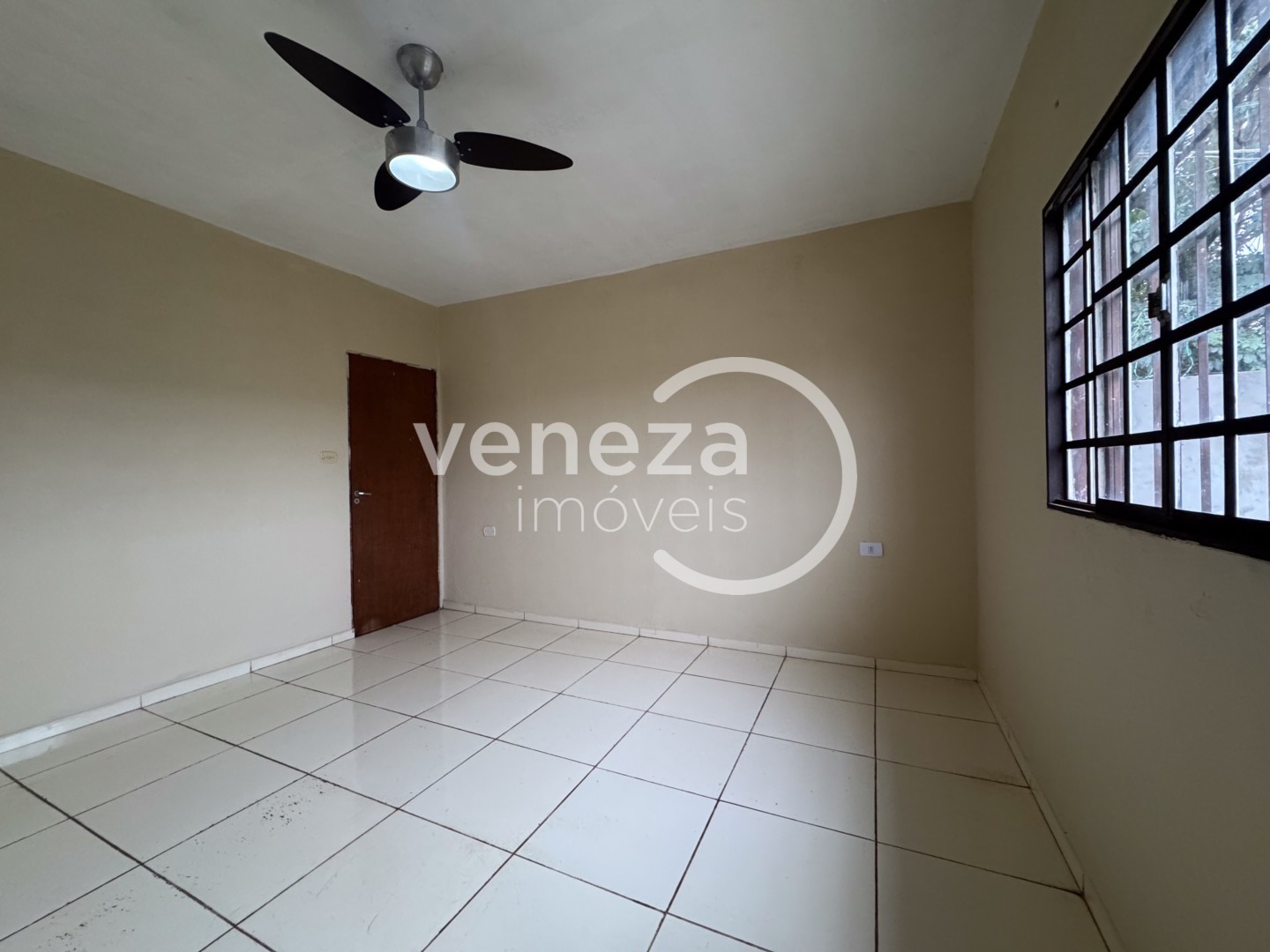 Casa Residencial para locação no bairro Jardim Maracana de Londrina - Foto 16