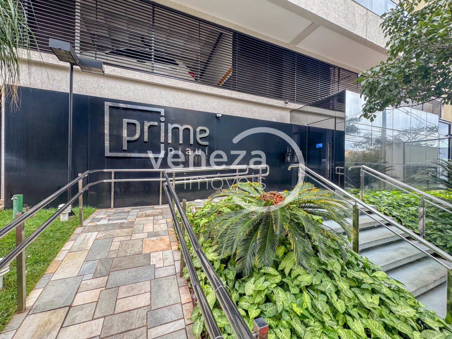 Apartamento para locacao no Centro em Londrina com 88m² por R$ 2.300 - Foto 1