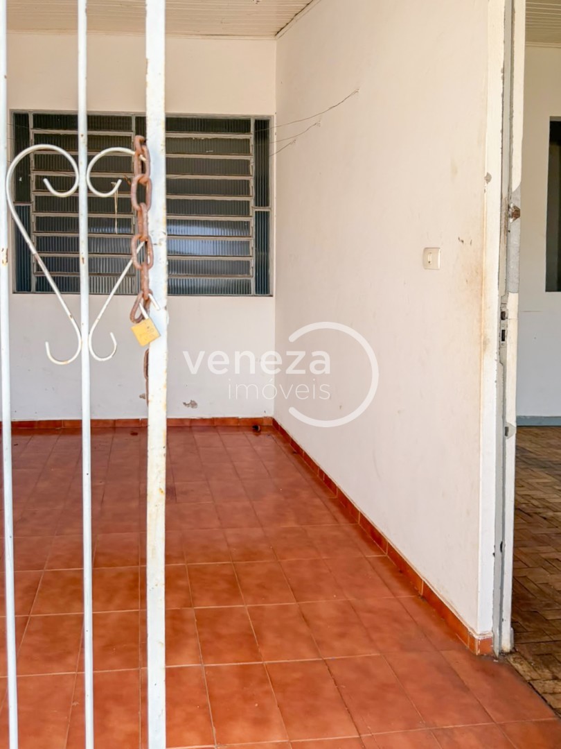 Casa Residencial para venda no bairro Jardim do Sol de Londrina - Foto 14