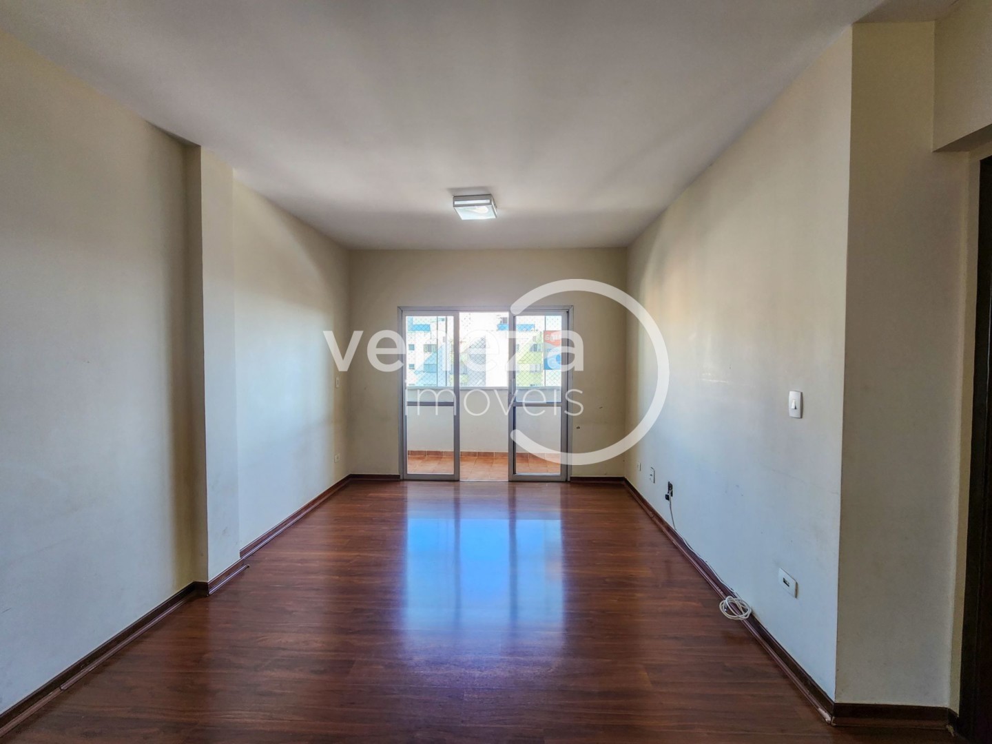 Apartamento para venda no Centro em Londrina com 173,09m² por R$ 450.000