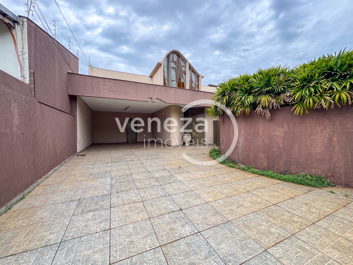 Casa Residencial para locacao no Araxa em Londrina com 286m² por R$ 6.500