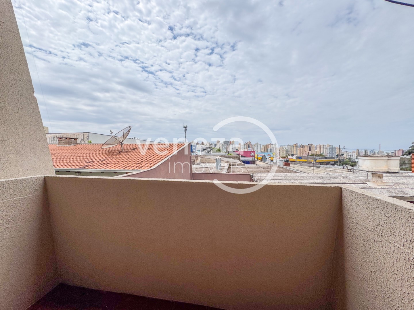 Casa Residencial para locação no bairro Araxa de Londrina - Foto 11