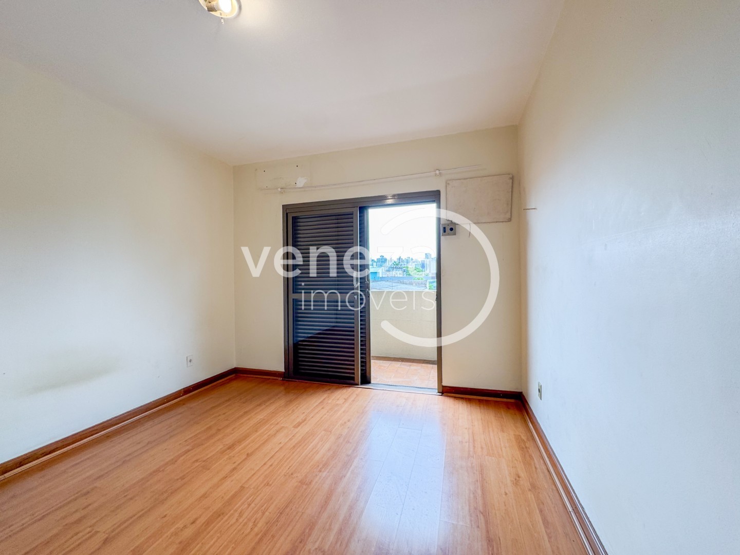 Casa Residencial para locação no bairro Araxa de Londrina - Foto 13