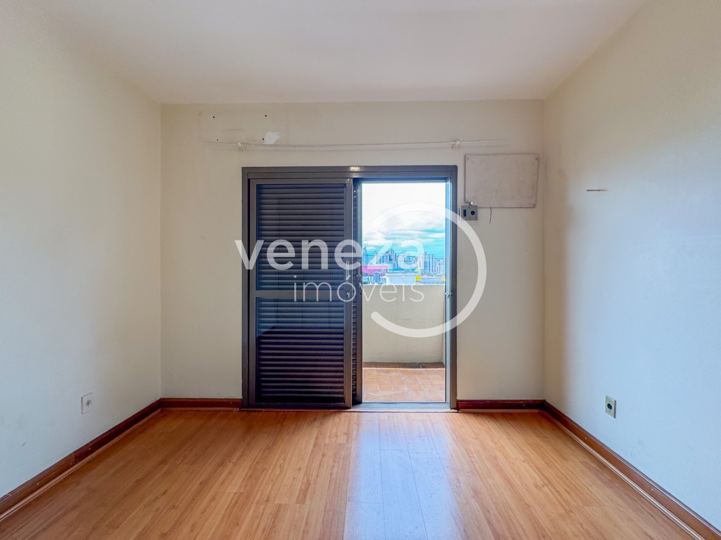 Casa Residencial para locação no bairro Araxa de Londrina - Foto 15