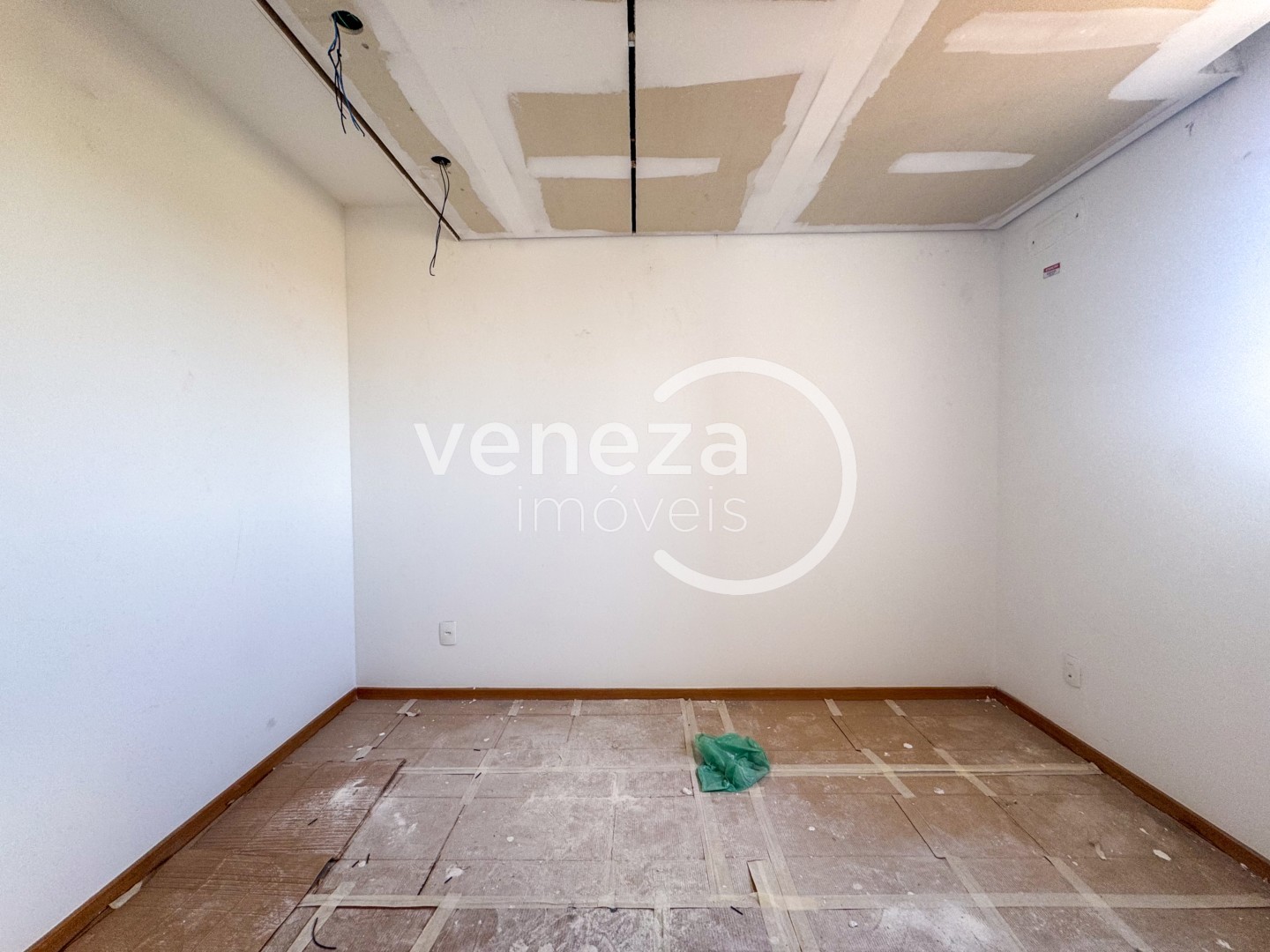 Apartamento para locação no bairro Gleba Fazenda Palhano de Londrina - Foto 16