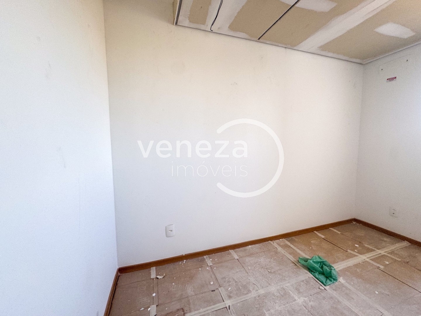 Apartamento para locação no bairro Gleba Fazenda Palhano de Londrina - Foto 17