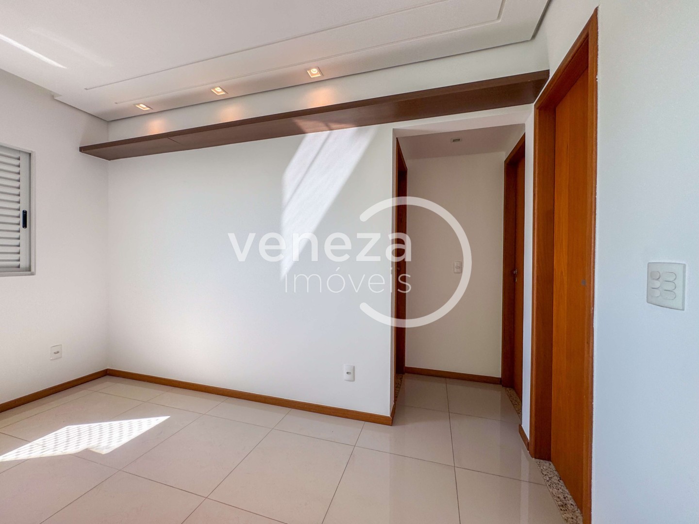 Apartamento para locação no bairro Vitoria de Londrina - Foto 9