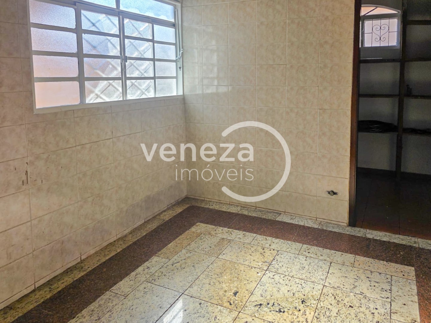 Casa Residencial para venda no bairro Santa Monica de Londrina - Foto 14