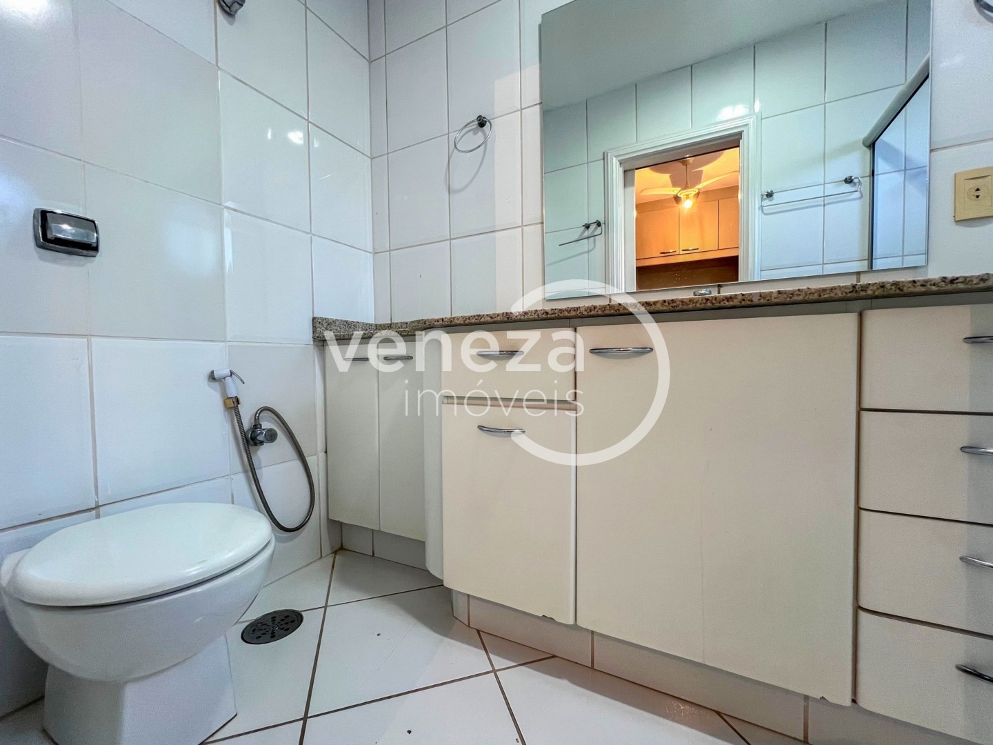 Apartamento para locação no bairro Centro de Londrina - Foto 8