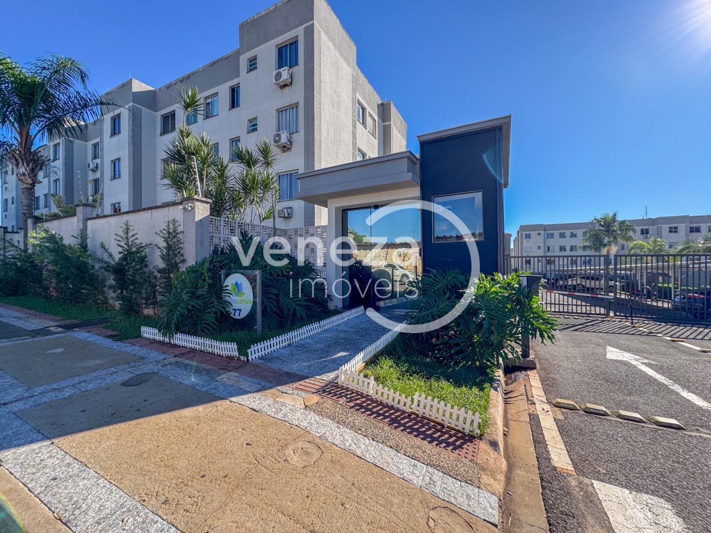 Apartamento para venda no Jardim Nacoes Unidas em Londrina com 53m² por R$ 169.000  - Foto 1