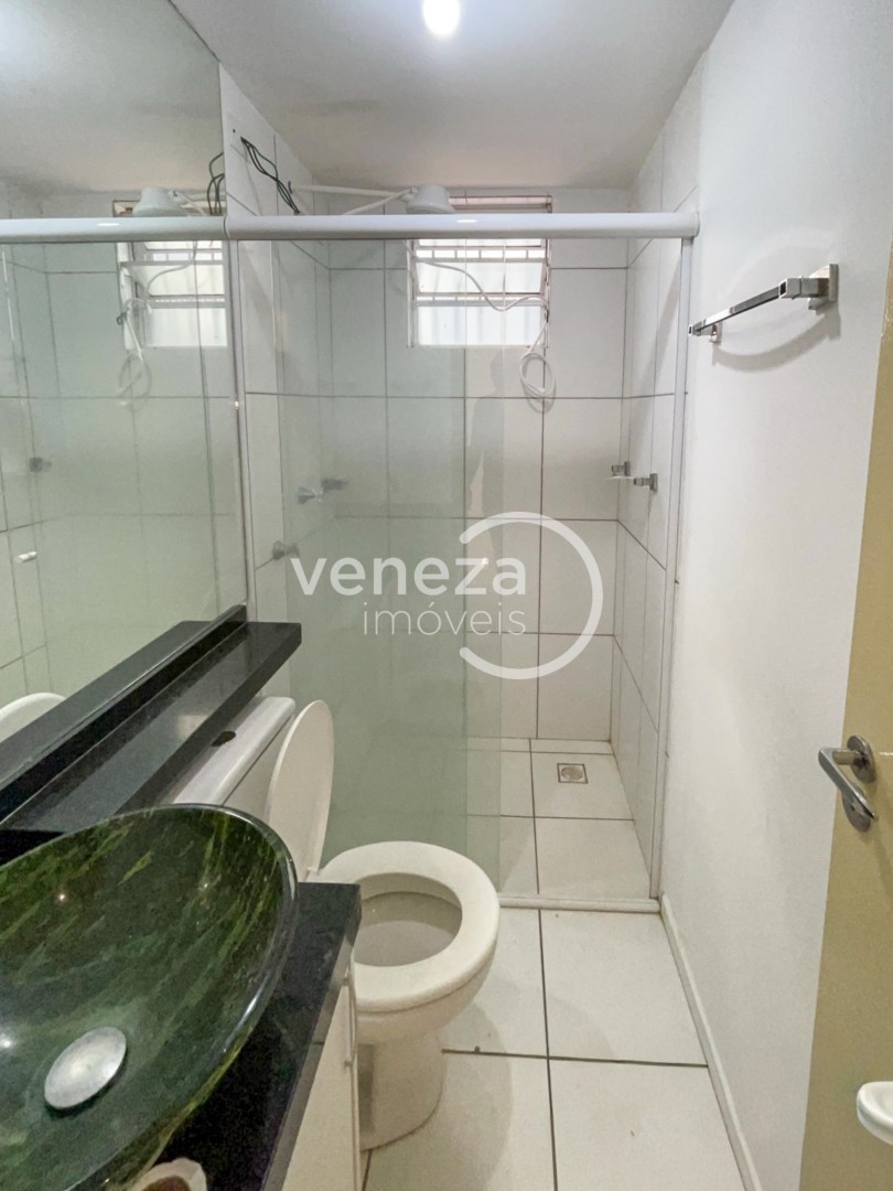 Apartamento para venda no bairro Jardim Nacoes Unidas de Londrina - Foto 8