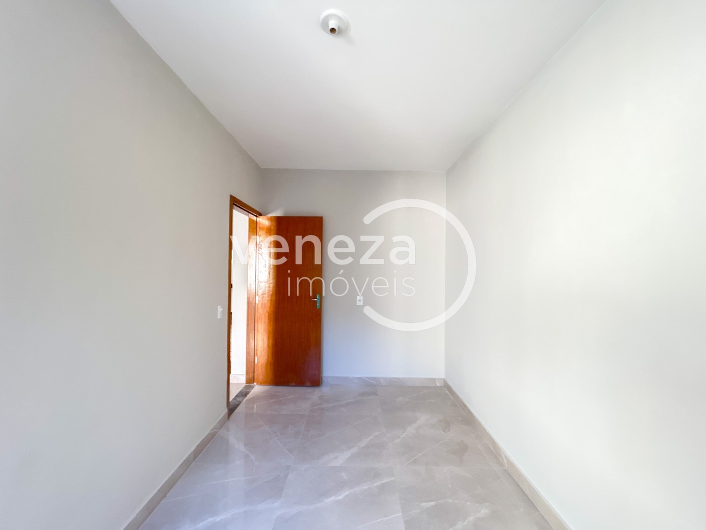 Casa Residencial para locação no bairro Cinco Conjuntos de Londrina - Foto 7