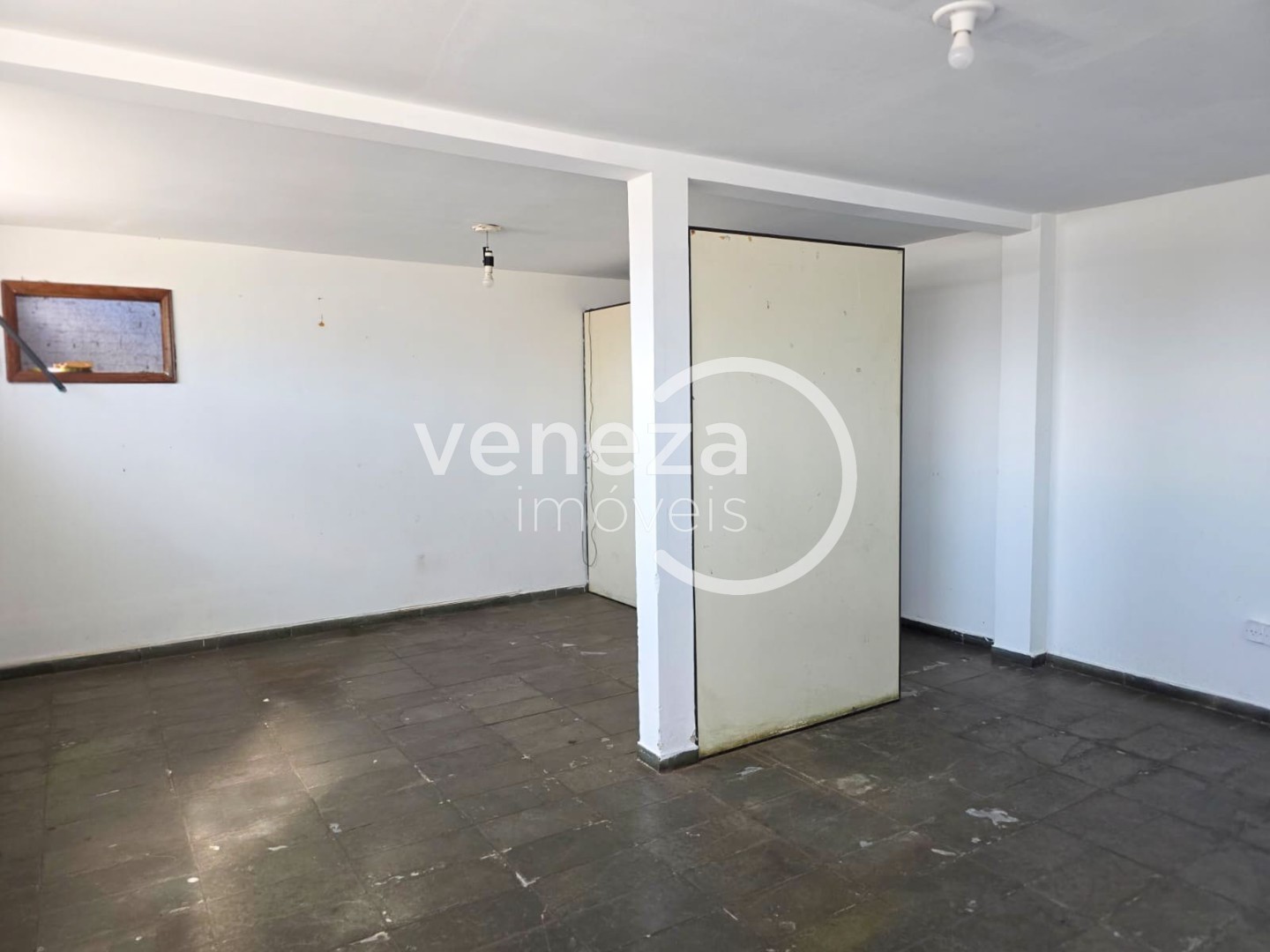 Galpão/Depósito/Armazém à venda em Centro, Londrina — Portal Chave Fácil