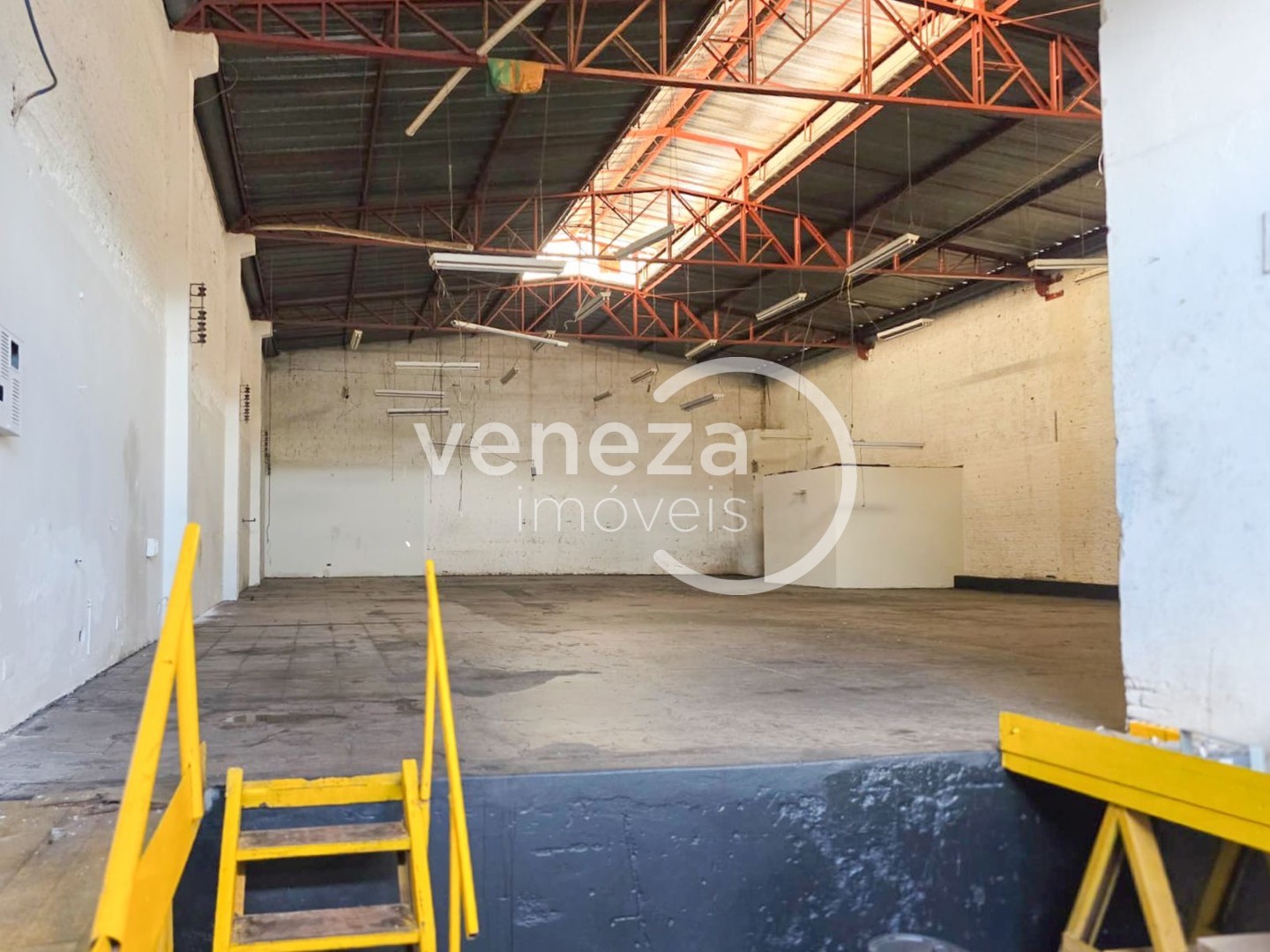 Galpão/Depósito/Armazém à venda em Centro, Londrina — Portal Chave Fácil