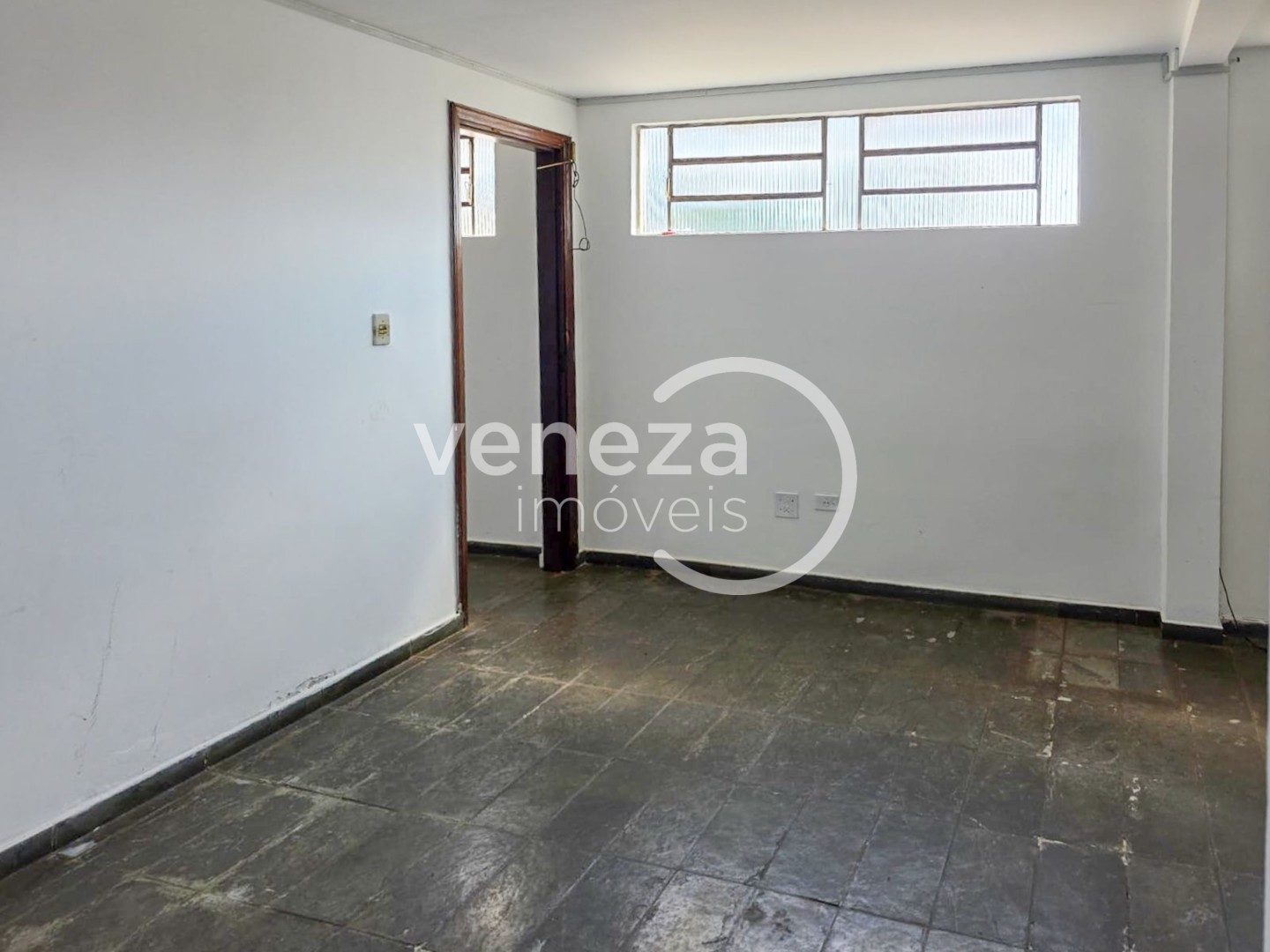 Barracão para venda no bairro Centro de Londrina - Foto 8