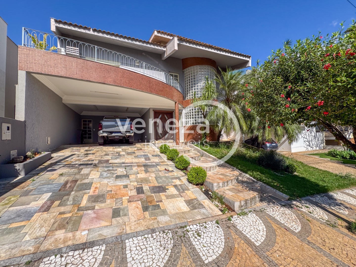 Casa Residencial para locacao no Terras de Santana em Londrina com 408m² por R$ 11.000