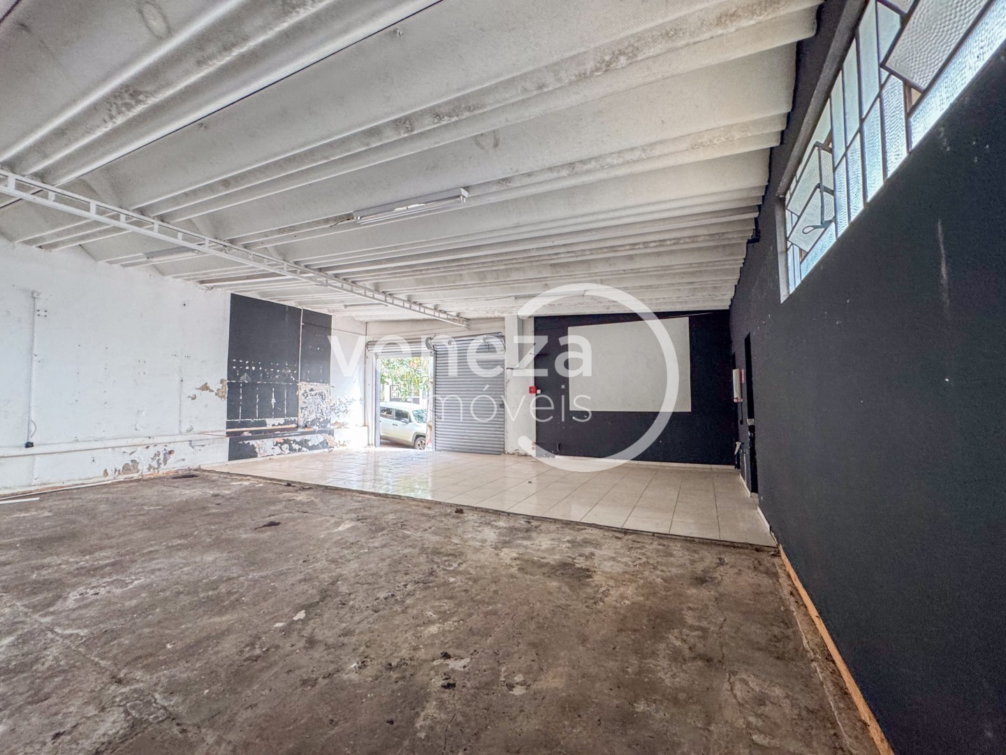 Salão-loja para locação no bairro Centro de Londrina - Foto 4
