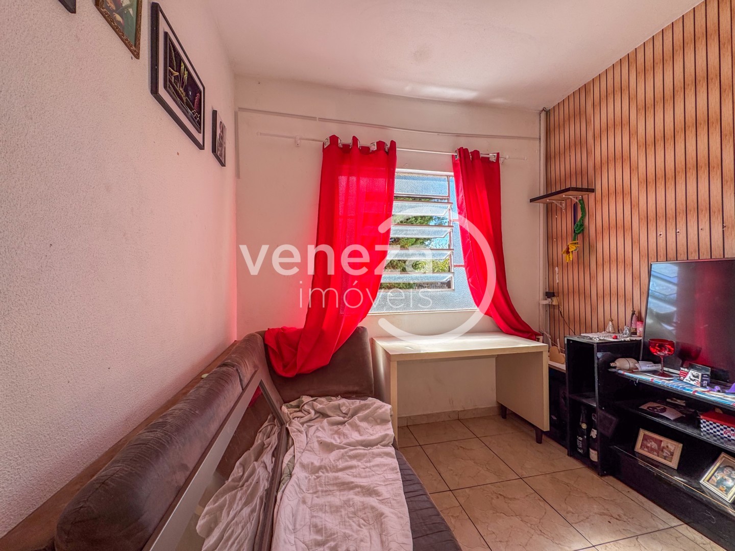 Casa Residencial para venda no bairro Cafezal de Londrina - Foto 6