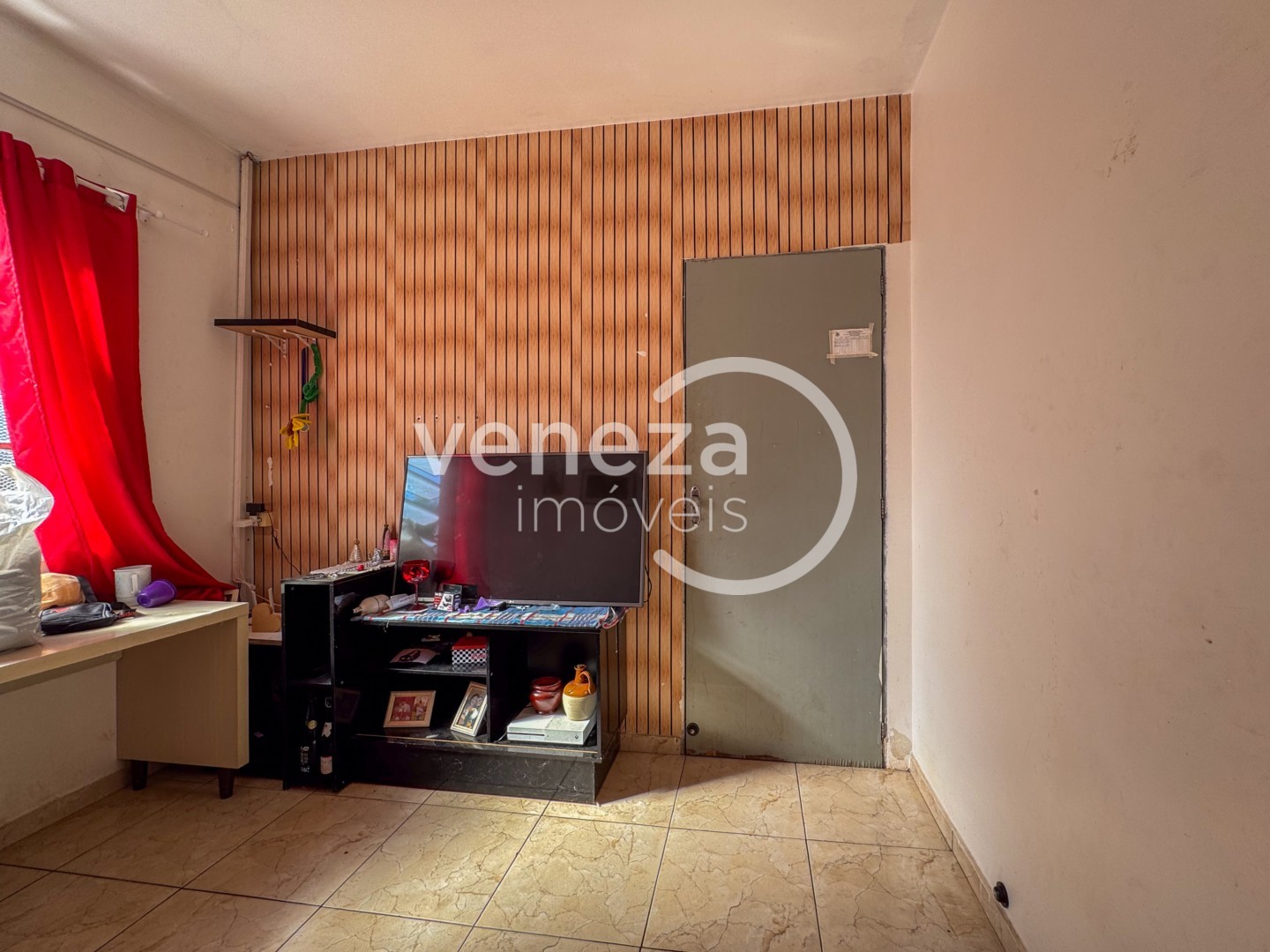 Casa Residencial para venda no bairro Cafezal de Londrina - Foto 5