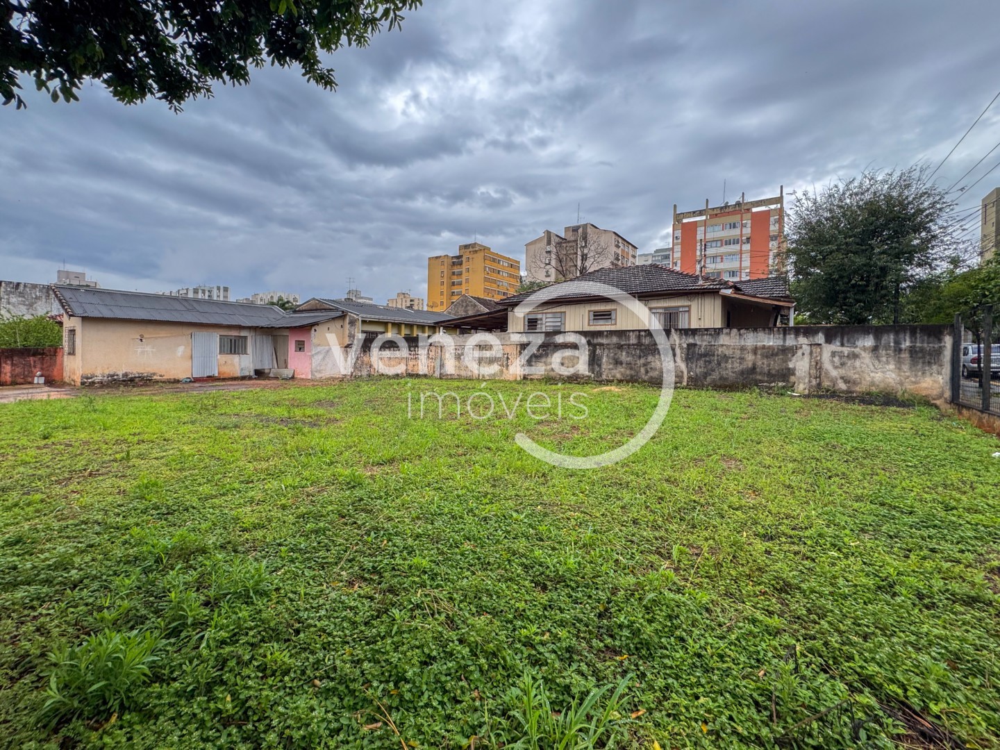 Terreno para locação no bairro Centro de Londrina - Foto 6