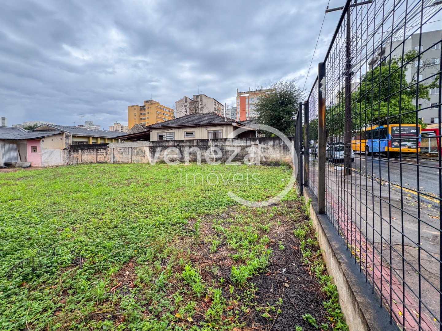 Terreno para locação no bairro Centro de Londrina - Foto 23