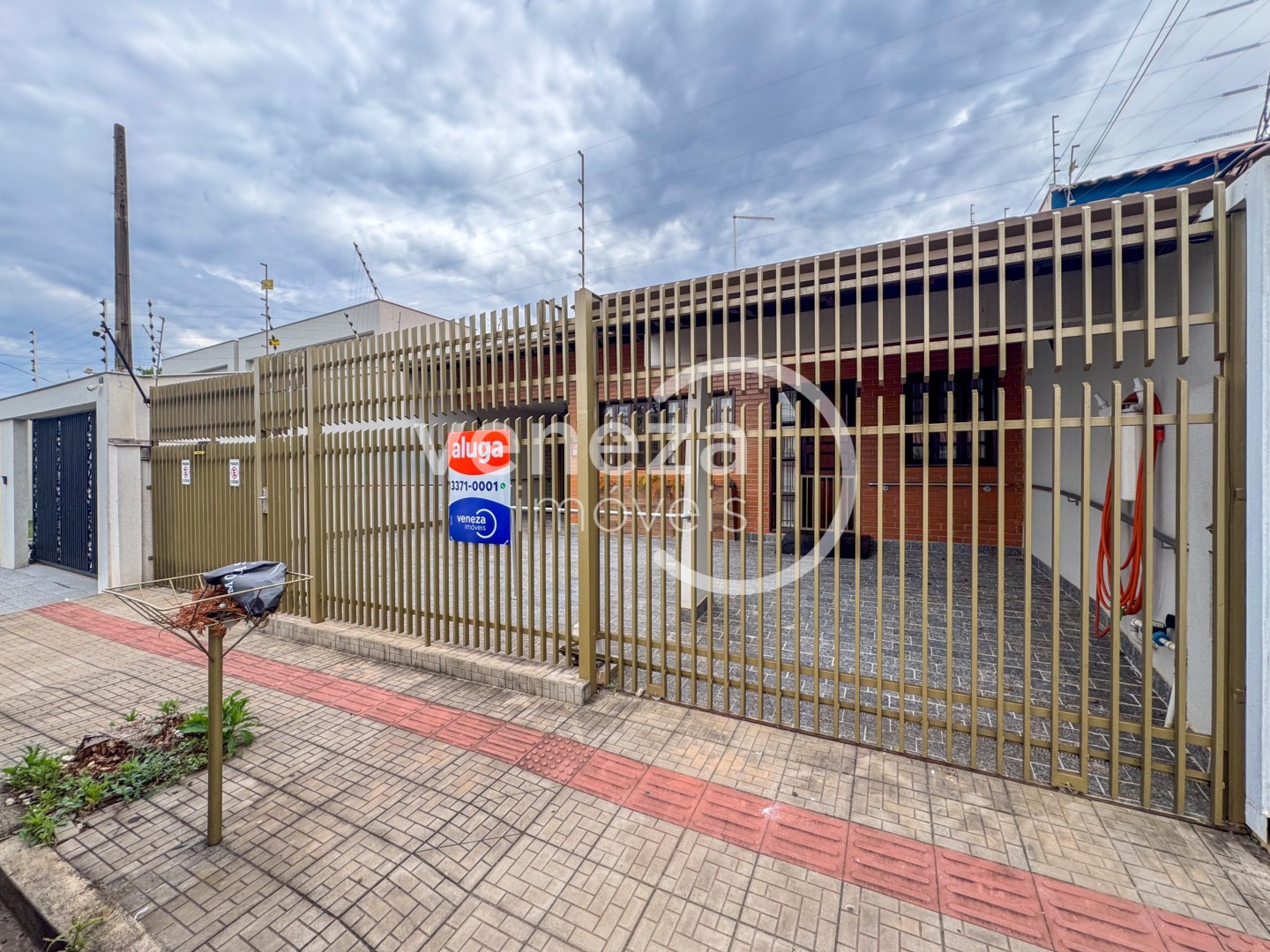 Casa Residencial para locacao no Jardim Moncoes em Londrina com 210m² por R$ 4.500