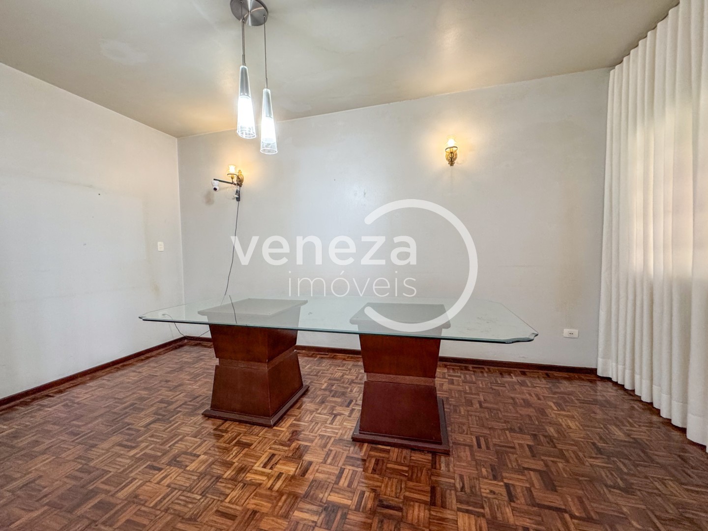 Casa Residencial para locação no bairro Jardim Moncoes de Londrina - Foto 5