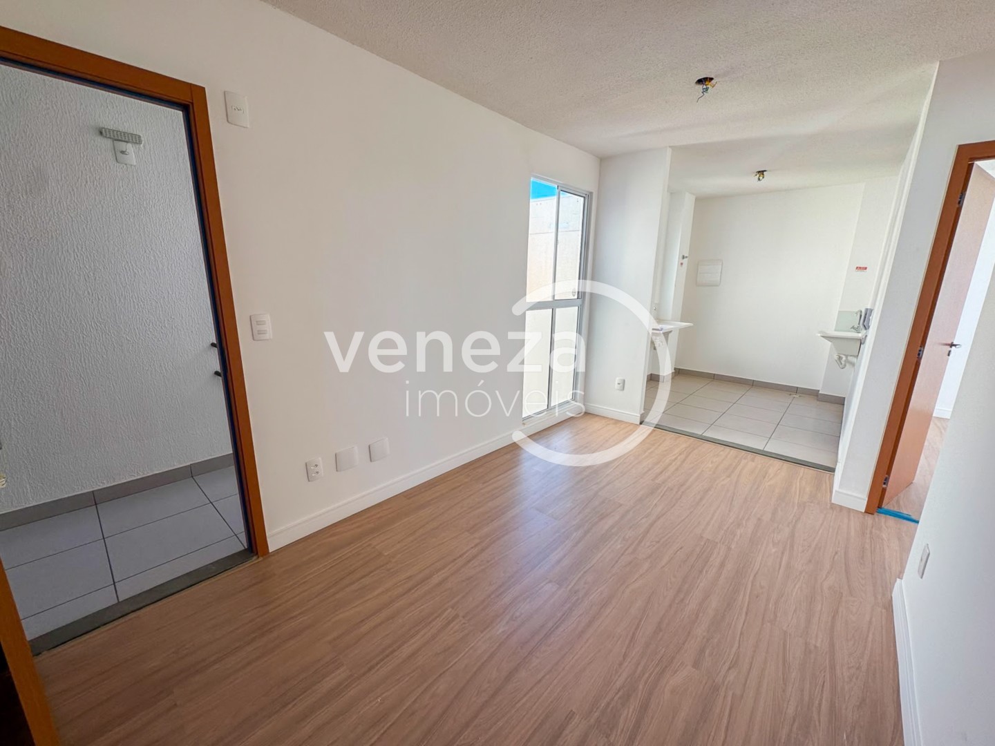 Apartamento para venda no bairro Cidade Industrial 2 de Londrina - Foto 5