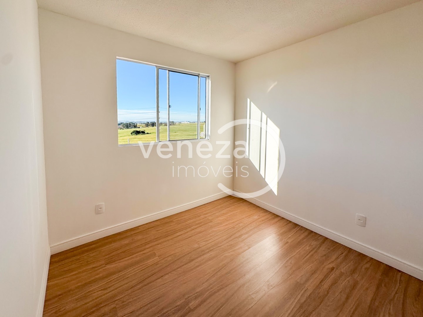 Apartamento para venda no bairro Cidade Industrial 2 de Londrina - Foto 6