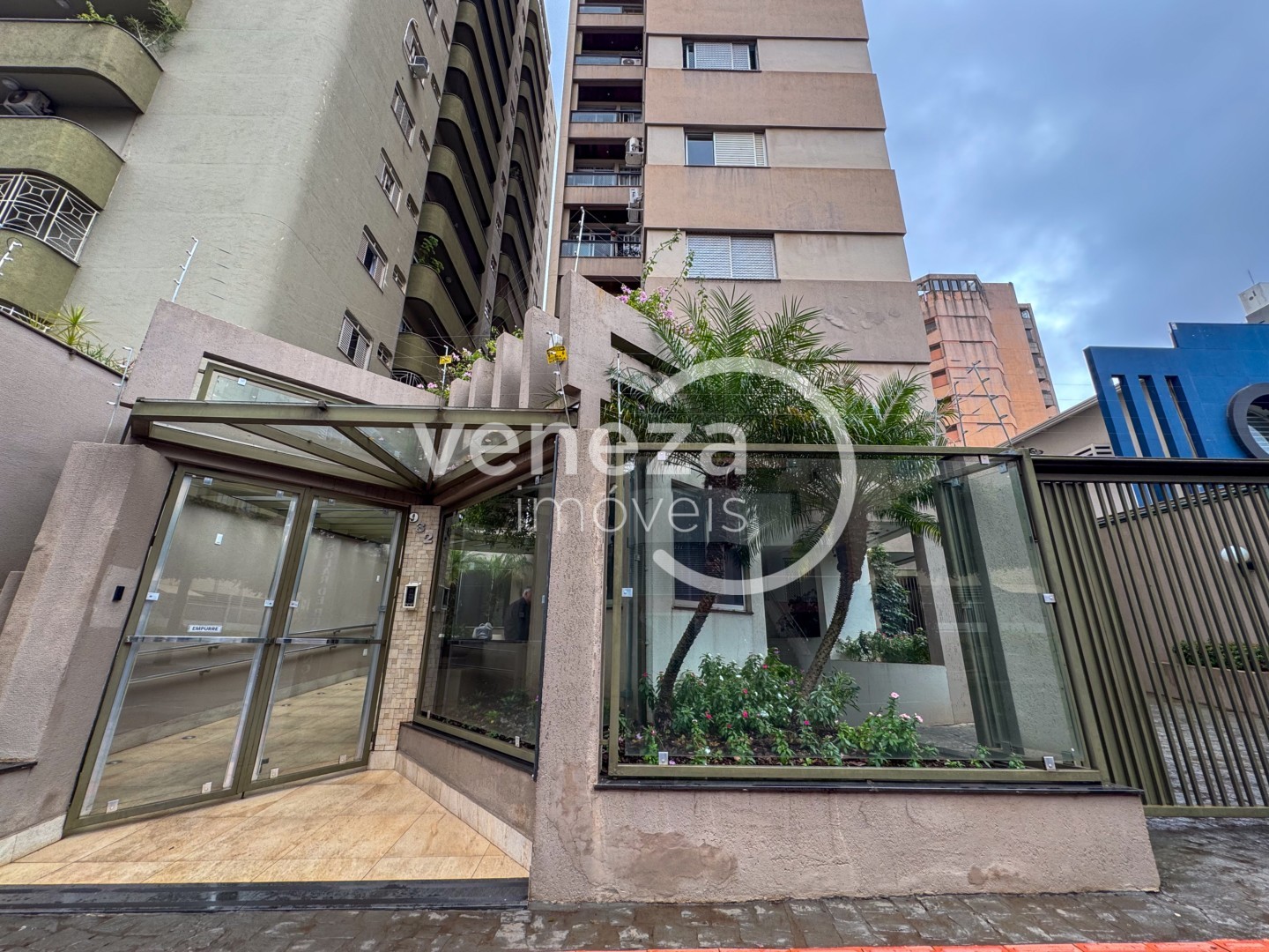 Apartamento para venda no Centro em Londrina com 145,88m² por R$ 560.000 - Foto 1