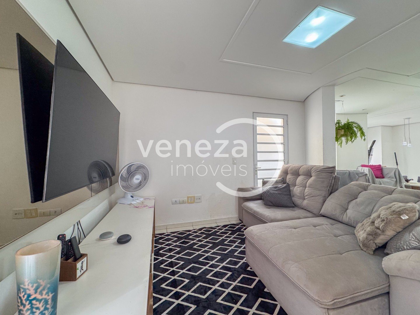 Casa Residencial para locacao no Operaria em Londrina com 220m² por R$ 6.800