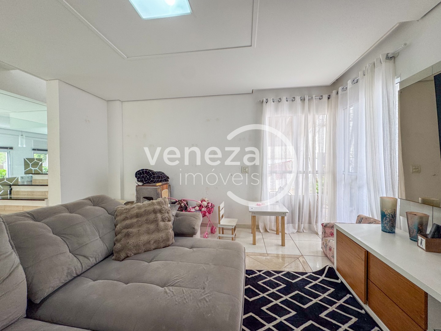 Casa Residencial para locacao no Operaria em Londrina com 220m² por R$ 6.800