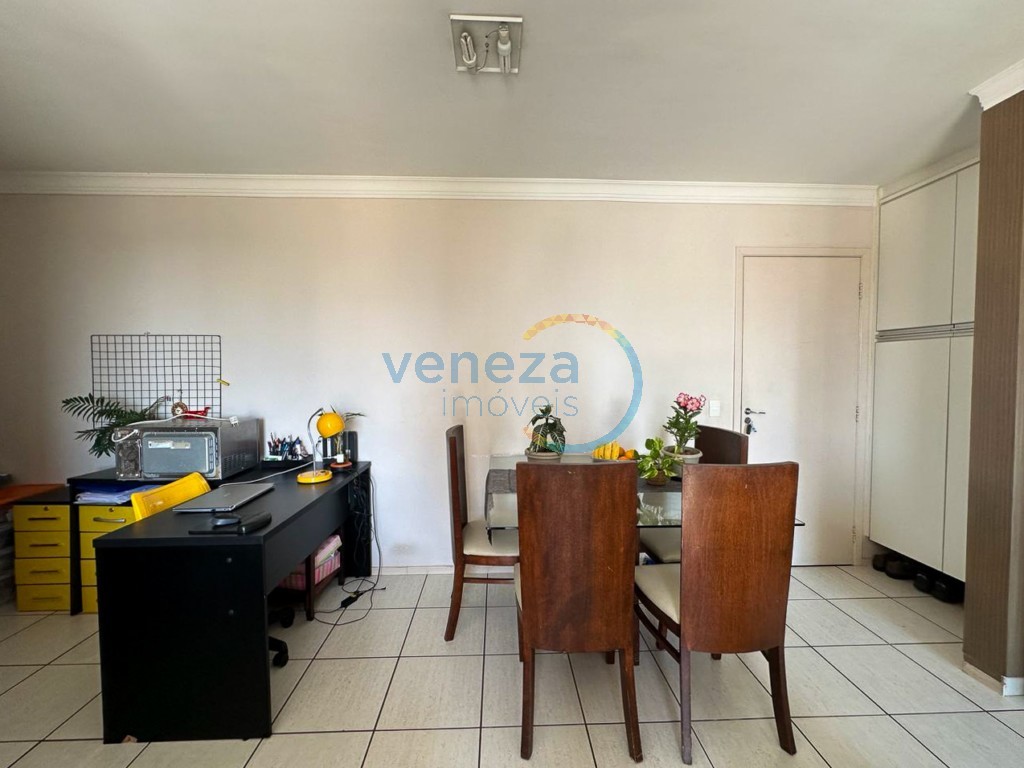 Apartamento para venda no Aurora em Londrina com 70m² por R$
                                                                                                                                                380.000,00                                                                                                                                        