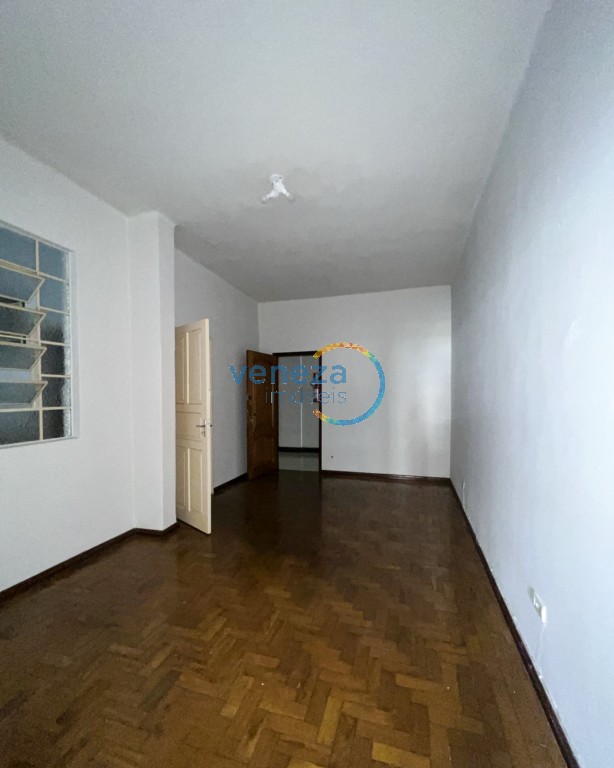 Apartamento para locacao no Centro em Londrina com 78m² por R$ 850,00