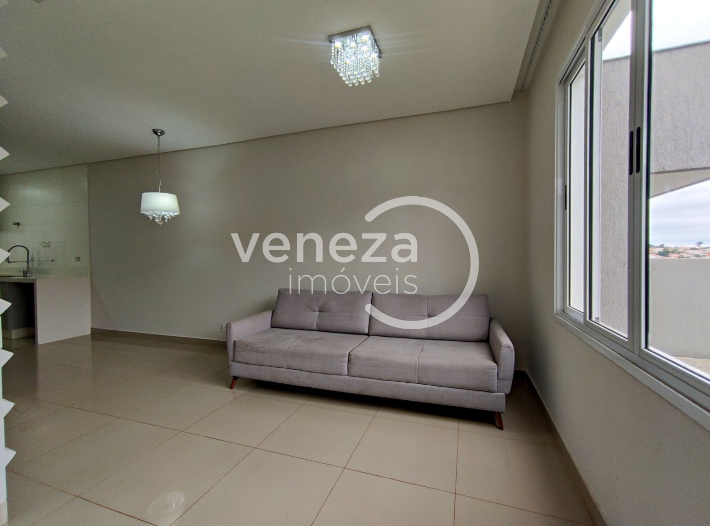 Casa Residencial para venda no Industrial em Londrina com 191m² por R$ 550.000 - Foto 3